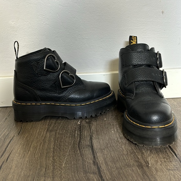 Doc Martens DEVON HEART size 7 - Picture 2 of 6